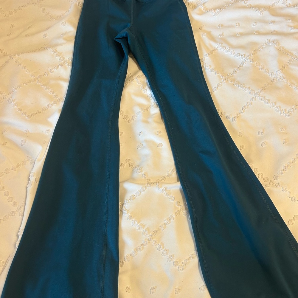 yogalicious teal flared leggings